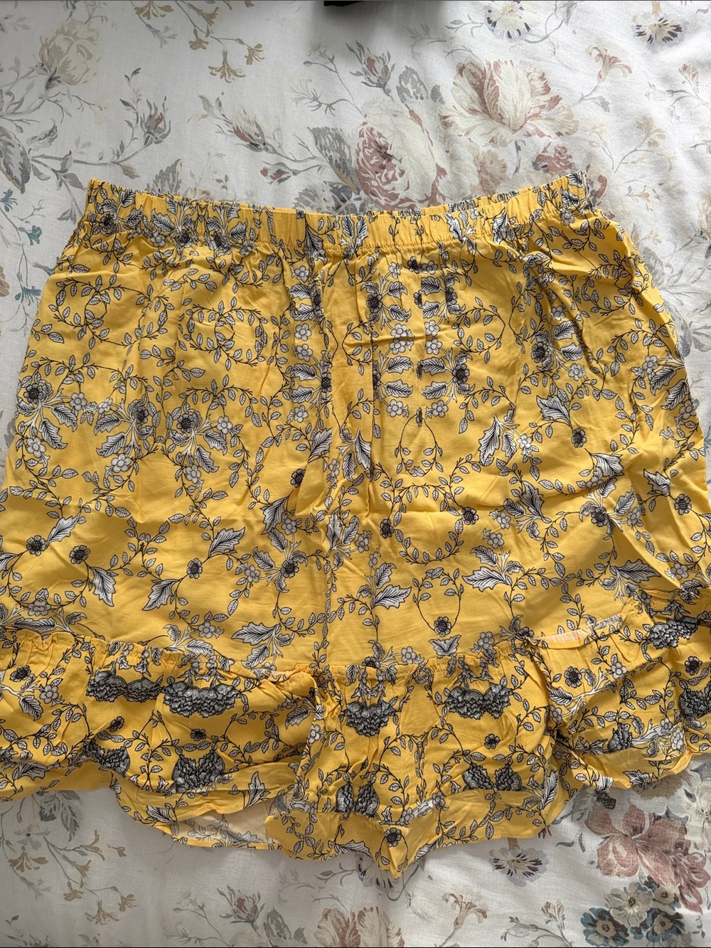 Max Studio Yellow Floral Mini Skirt with Ruffle Hem